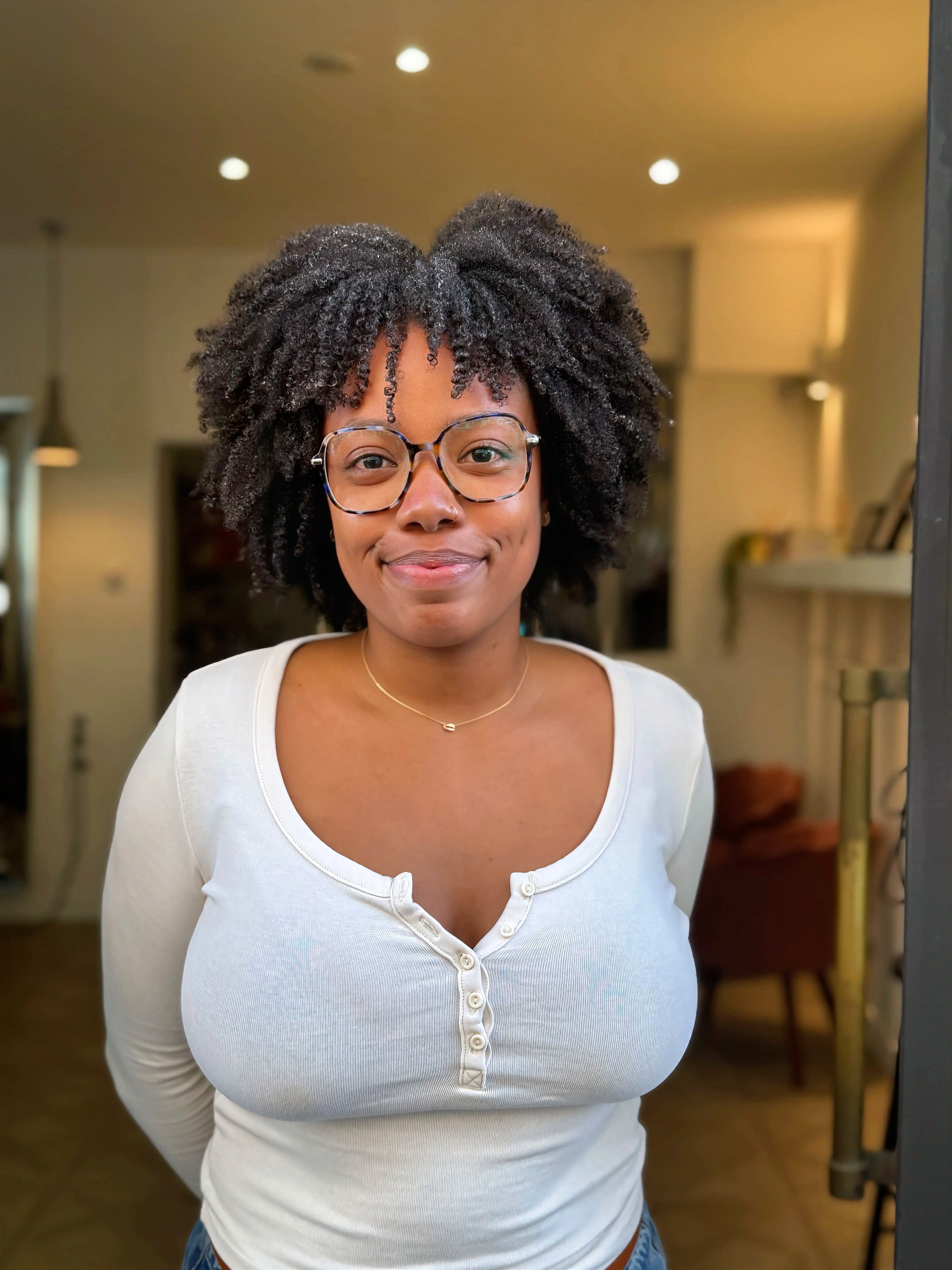 Cheveux crépus : soins naturels pour les nourrir en profondeur Image