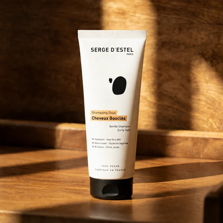 Champú para cabello rizado